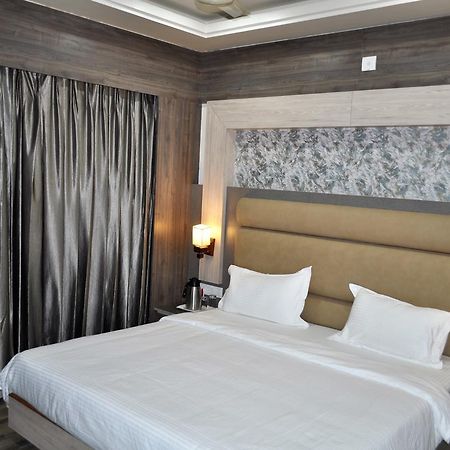 Hotel Continental Blue Μπικάνερ Εξωτερικό φωτογραφία